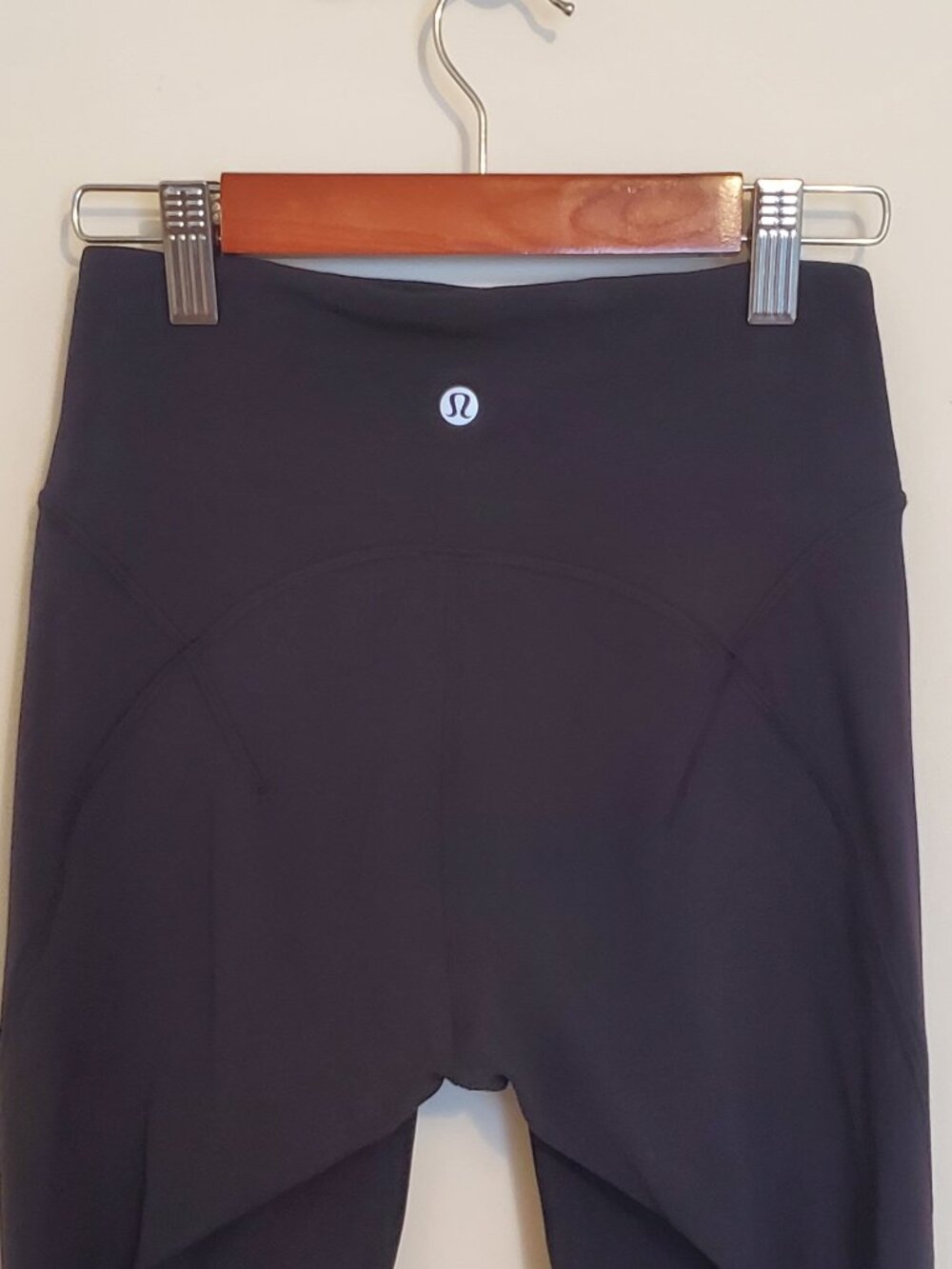 Lululemon Get Centered High Rise Tight - Picture 4 of 12